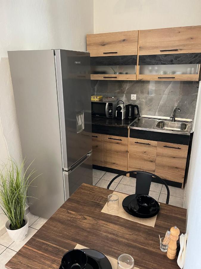 Charcoal Thirteen Apartment Kawala Zewnętrze zdjęcie